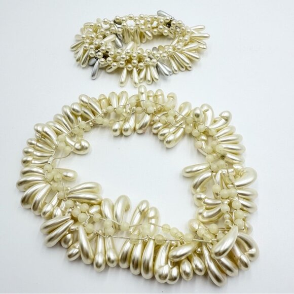 Vintage Wedding Hair Accessory Bracelet Kidney Shaped Faux Pearls Sets - Picture 8 of 10